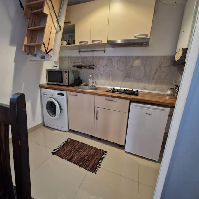 Apartament In Zona Catedralei Mitropolitane Iasi Exteriér fotografie